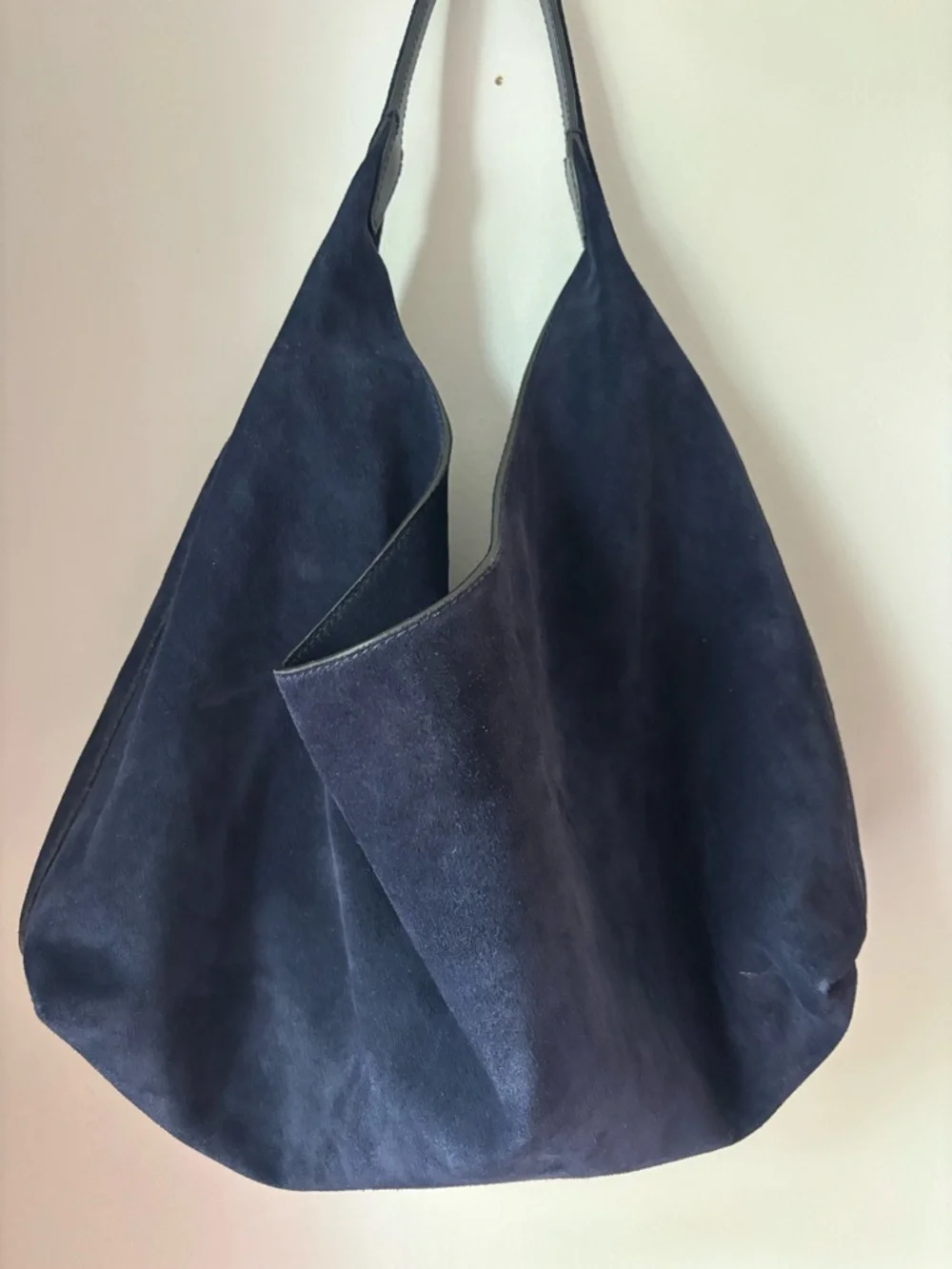 NWOT - Madewell Suede Leather Shoulder Bag in Navy - Picture 5 of 6